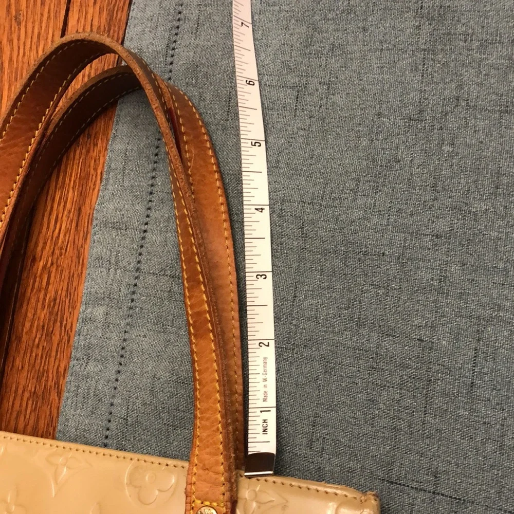 Louis Vuitton Monogram Vernis Yellow Leather Tote - Picture 10 of 12